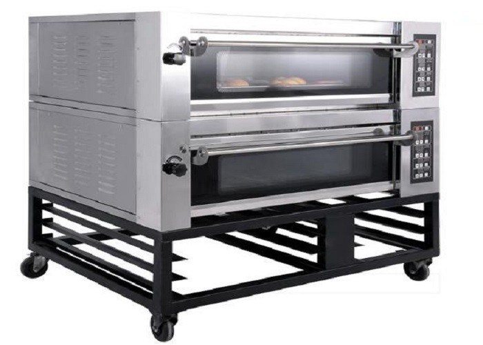 Double Deck Four Trays Electric Baking Oven Gas Deck Oven Steam Stone For Bakery