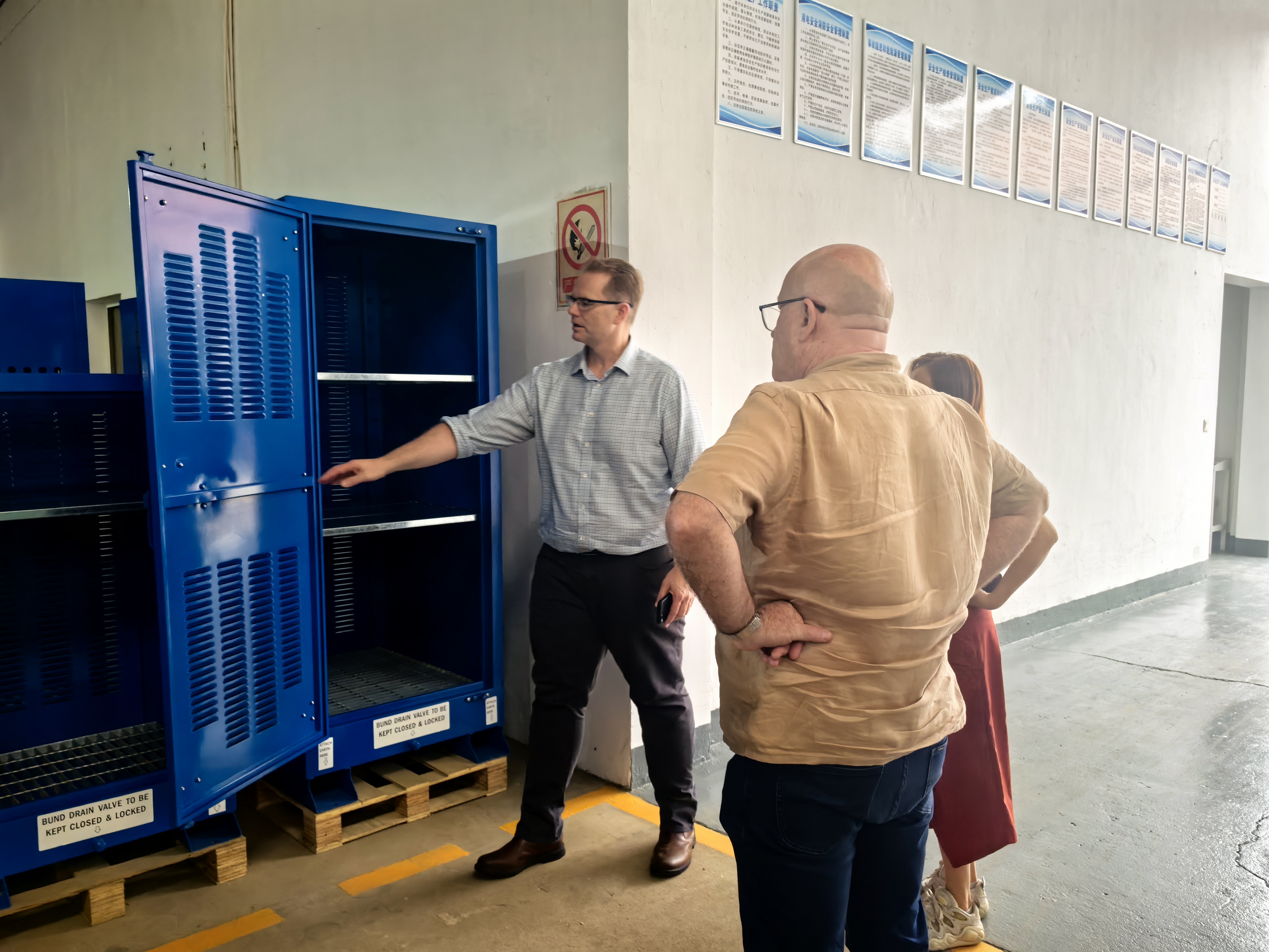 Blog perusahaan terbaru tentang Mitra Australia Super Security LTD Kunjungi Pabrik Kami untuk Kerjasama mendalam