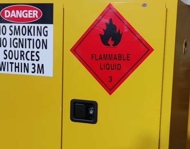 Blog perusahaan terbaru tentang Pengiriman Peralatan Penyimpanan Keselamatan Industri ke Australia: Pengiriman Standar dengan Kepatuhan EN dan VDMA